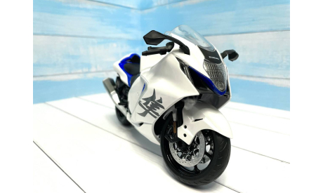 Модель мотоцикла Suzuki Hayabusa белый 1/9, масштабная модель мотоцикла, scale10