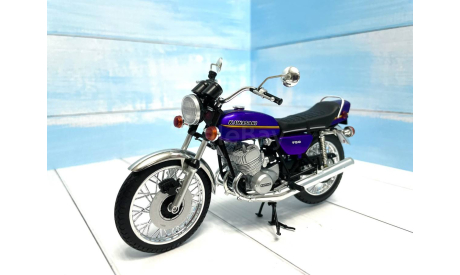 Мотоцикл Kawasaki 750SS Mach IV Aoshima 1:12, масштабная модель мотоцикла, scale12