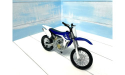 Мотоцикл Yamaha YZ450 F кроссовый 1:12 Maisto