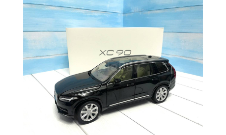 Volvo XC90 цвет black sapphire 1/18, масштабная модель, Paudi Models, scale18