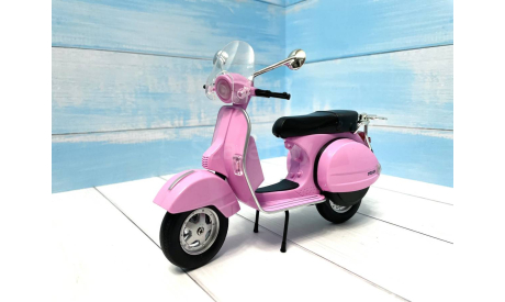 Модель мотороллер скутер Vespa 1:10, масштабная модель мотоцикла, scale10