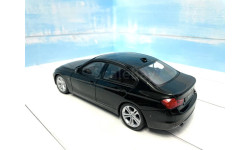 BMW 330i F30 1/24 Welly