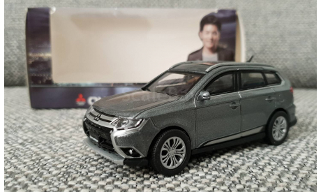 Mitsubishi Outlander 2017 suv 1/43, масштабная модель, 1:43