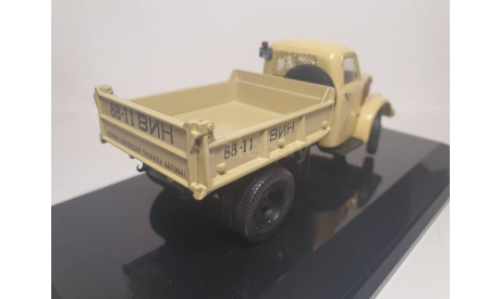 Самосвал ГАЗ-93А 1958 бежевый DiP Models, масштабная модель, scale43