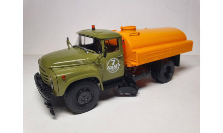Поливомоечная машина АКПМ-3 (ЗИЛ-130) Автоистория, масштабная модель, Автоистория (АИСТ), scale43