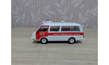 Раф-22031 скорая помощь, масштабная модель, DeAgostini, scale43
