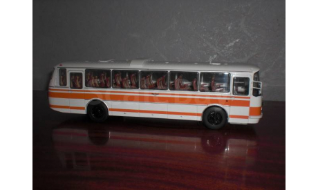 автобус ЛАЗ  1:43, масштабная модель, Classicbus, 1/43