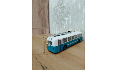 Троллейбус зиу-5 ( бирюзовый), масштабная модель, Classicbus, 1:43, 1/43