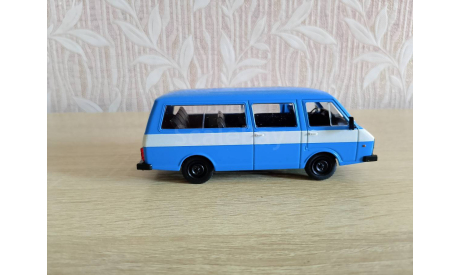 РАФ 22038      1:43, масштабная модель, DeAgostini, scale43