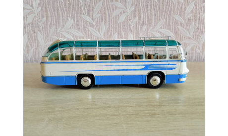Автобус лаз-695   1:43, масштабная модель, ULTRA Models, scale43