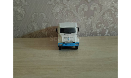 Автобус ГОЛАЗ-4242, масштабная модель, MODIMIO, scale43
