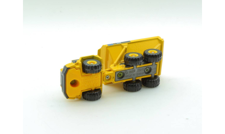 Tomy #120 Komatsu Articulate Dump Truck 1/144 Tomica, масштабная модель, scale144