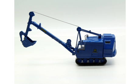 Menck & Hambrock M90 2010 Atlas Hachette 1/72 Ixo, масштабная модель, Liebherr, scale72