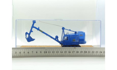 Menck & Hambrock M90 2010 Atlas Hachette 1/72 Ixo, масштабная модель, Liebherr, scale72