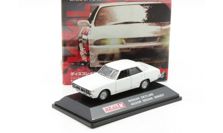 Nissan Skyline 2000GT Sedan (GC110) 1972 Real-X 1/72, масштабная модель, scale72