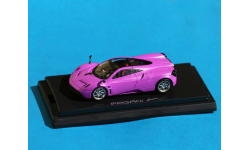 Pagani Huayra 2011 Kyosho 1/64