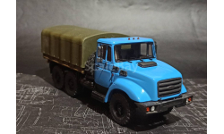 ЗИЛ-4334 последний рестайлинг - бортовой с тентом - голубой/хаки 1/43