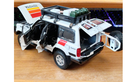 Toyota Land Cruiser 80, 1:24, металл, масштабная модель, IXO Road (серии MOC, CLC), scale24