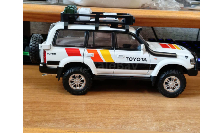 Toyota Land Cruiser 80, 1:24, металл, масштабная модель, IXO Road (серии MOC, CLC), scale24