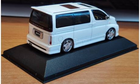 Nissan Elgrand E51 Kenstyle, White Perl, Aoshima, 1:43, металл, масштабная модель, scale43