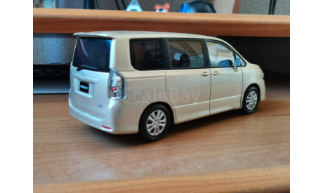 Toyota Voxy, 1:24, металл, дилерский цветовой пробник, масштабная модель, scale24, dealer