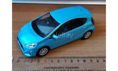 Toyota Aqua, 1:30, металл, дилерский цветовой пробник, масштабная модель, dealer, scale30