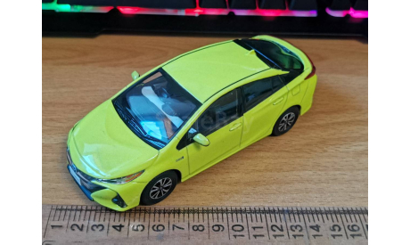 Toyota Prius PHV 50, 1:30, металл, дилерский цветовой пробник, масштабная модель, scale30