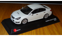 Subaru Legacy B4 2009 White Kyosho, масштабная модель, scale43, J-Collection