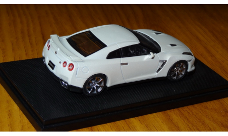 Nissan GTR 2007 праворульный Ebbro, масштабная модель, 1:43, 1/43