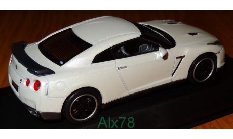Nissan GTR (R35) Spec V, Kyosho, 1:43, металл, масштабная модель, scale43
