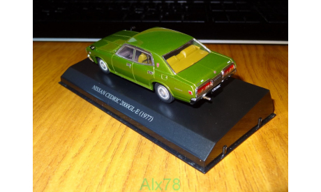 Nissan Cedric (330) 2000 GL-E 1977, Aoshima DISM, 1:43, Металл, масштабная модель, scale43