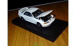 Nissan Skyline GT-R (BNR32), crystal white, Kyosho 1:43 металл