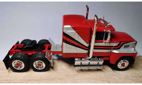 Ford LTL 9000 (1978) 1/43 IXO, масштабная модель, IXO грузовики (серии TRU), 1:43