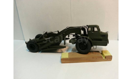 Маз 529е и Самоходный скрепер Д-375П в масштабе 1:43, масштабная модель, scale43