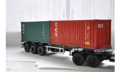 Полуприцеп-контейнеровоз трехосный МАЗ-938920-010 в масштабе 1:43