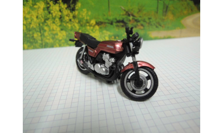 Мотоцикл Honda CB750F от производителя UCC в 1:43 масштабе, масштабная модель мотоцикла, scale43