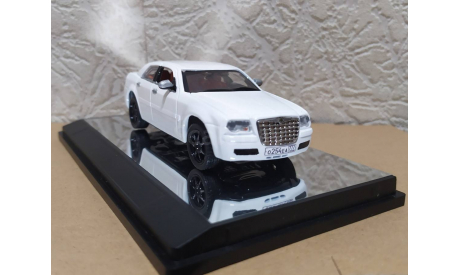 Chrysler 300C в масштабе 1:43, масштабная модель, scale43