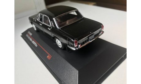ГАЗ-М24 «Волга», 1970. Чёрный., масштабная модель, IST Models, 1:43, 1/43