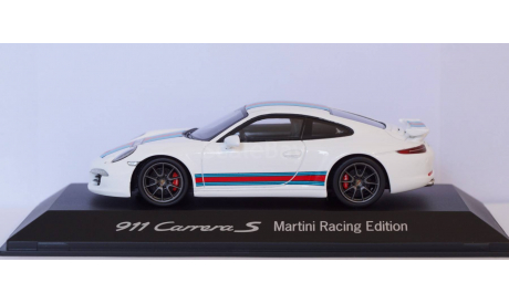 1:43 PORSCHE 911 (991) Martini Racing Edition - SPARK, масштабная модель, 1/43