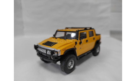 Модель автомобиля  HUMMER H2 SUT (BAUER/CARARAMA/HONGWELL) 1/43, масштабная модель, 1:43