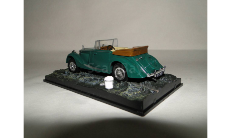 Bentley 4 1/4 Litre - From Russia With Love, масштабная модель, 1:43, 1/43, Universal Hobbies