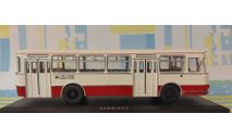 ЛиАЗ 677 Маршрут №89 бело красный Из к/ф ’Джентльмены удачи’, масштабная модель, Classicbus, scale43