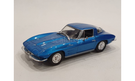 Chevrolet Corvette Stingray Суперкары, журнальная серия Суперкары (DeAgostini), scale43