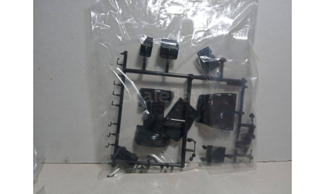 1/43 AVD Models №1335AVD -  МАЗ-200 КУНГ, сборная модель автомобиля, scale43