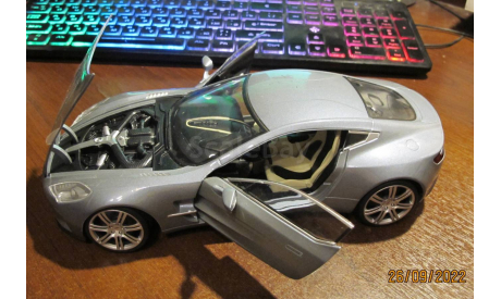 Aston Martin One-77, Mondo Motors, 1:18, масштабная модель, scale18