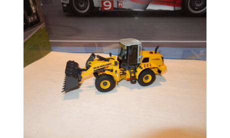 С РУБЛЯ!!! - Погрузчик NEW HOLLAND W170B, масштабная модель трактора, NZG, 1:50, 1/50