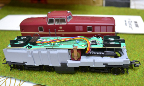 ROCO Тепловоз BR 280 № 69382, железнодорожная модель, scale87