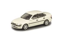 Opel Chevrolet Vectra 2.2 GLS 1998 (Opel Vectra B) белый, масштабная модель, scale43