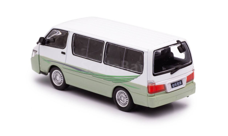 Toyota Hiace H100 белый со светло-зеленым, масштабная модель, Sunyork Model, scale43