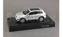 Volkswagen Touareg 2015 silver metallic, масштабная модель, scale43